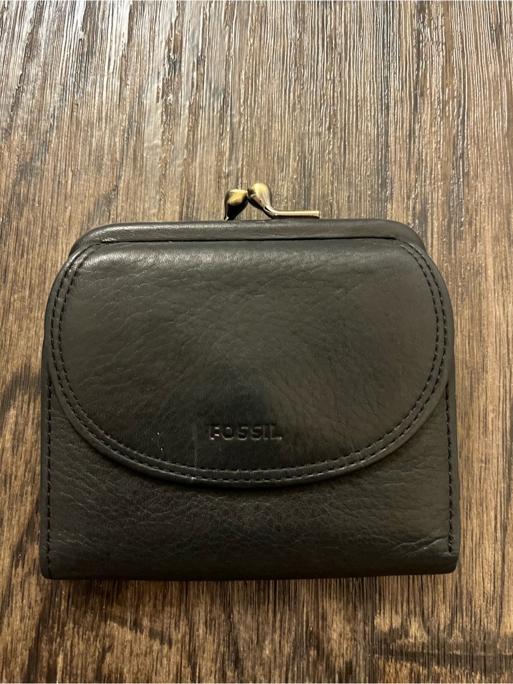 Fossil Black Leather Kiss-Lock Compact Wallet